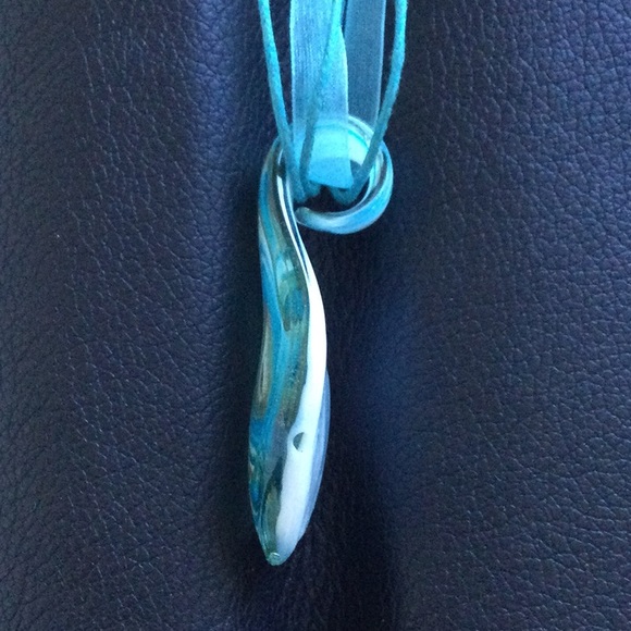 Unique Hand Blown Art Glass Pendant - Picture 7 of 8